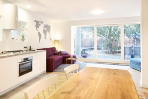 Гостиница Lovely LUX Garden Flat near Royal Park  Варшава